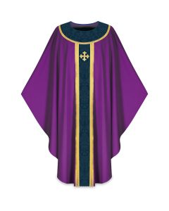 Gothic Chasuble, with inside stole.
Banding and decoration around neck in Goya, damask fabric, with gold braid and hand-embroidered cross.
