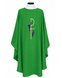 Off White Chasuble Beau Veste 845 Grapes Chi-Rho 