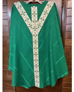 Green Chasuble with Embroidered Fleur de Lis Design
